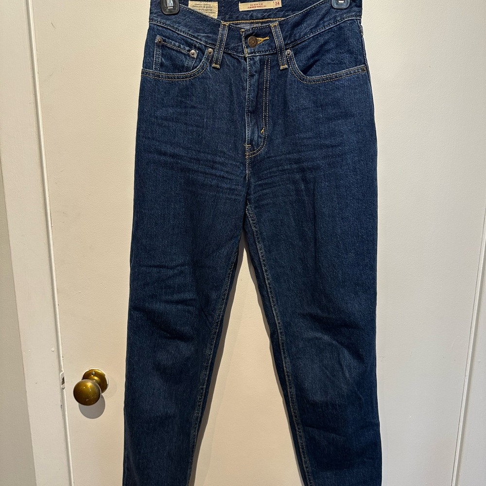 Levi's Women's 80’s mom Jeans - Dark Blue